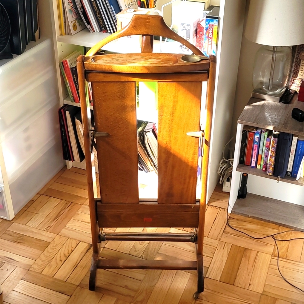 Orginial 1950sFratelli Reguitti valet butler stand